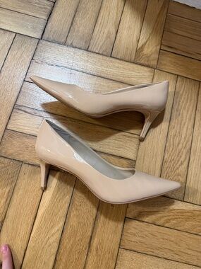 Vince Camuto Classic Pointed-Toe Nude Patent Pumps - Women's Dress Heels